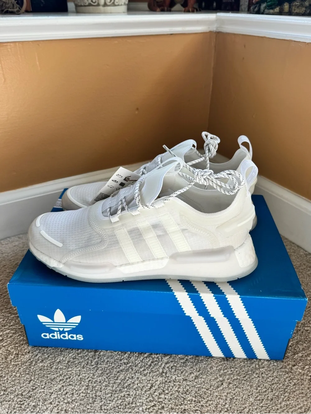 adidas Triple White Men’s Sneaker